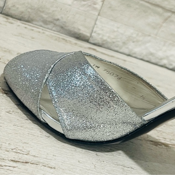 Stuart Weitzman Vintage Silver Glitter Stiletto High Heel Peep Toe Sandals 9M - Picture 9 of 15